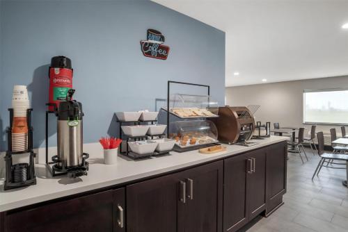 Restorāns, SureStay Plus by Best Western St. James Donaldsonville in Lemannville (LA)