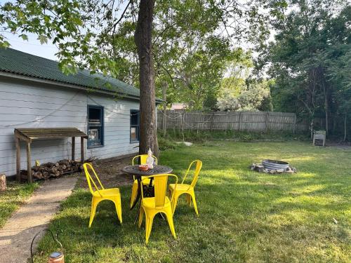 Bluffton Breeze Cottage - image 13