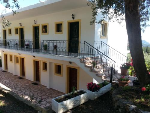 Katerina Studios 3