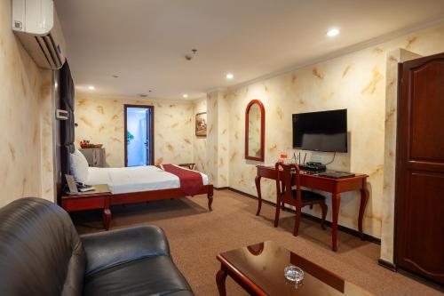 room detail thumbnail 0