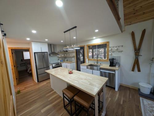 Mountain Haven Near Kirkwood Resort! in Pioneer (CA)