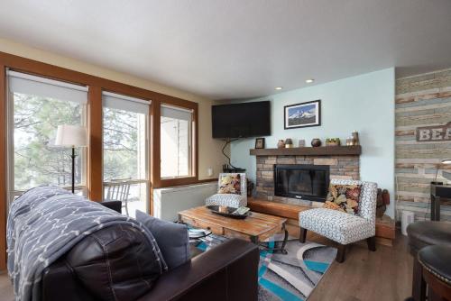 High Desert Retreat - For 4