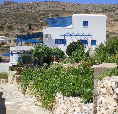 Pirgari Rooms Sikinos chambre d'hôte Mylopotas