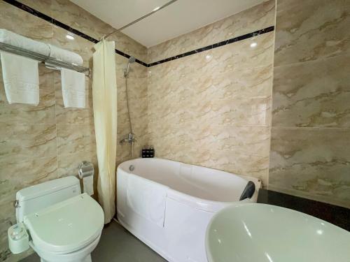 Deluxe Room room in Azumaya Hotel Dao Tan