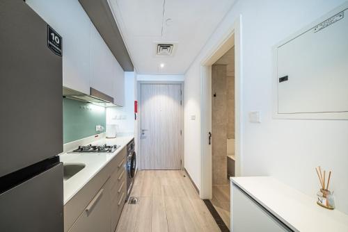 Studio in Dubai Production City - image 3