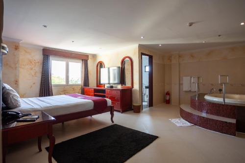 1 queen bed
