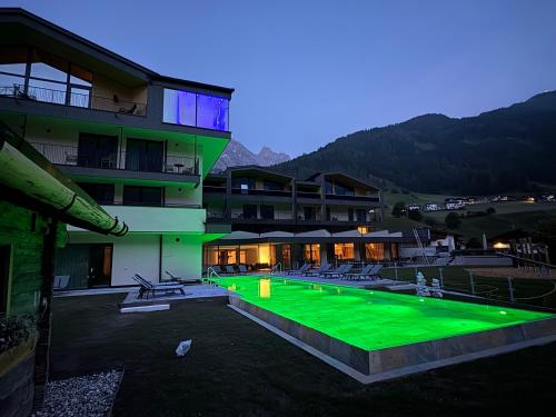Neueröffnung ELVA PREMIUM APARTMENT HOTEL inklusive Sommerpass STUBAI SUPER CARD - Hôtel - Neustift im Stubaital
