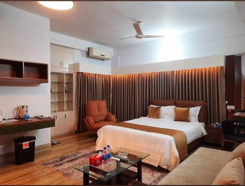 Crown Euro Inn Hotel and Resort in Baroipara