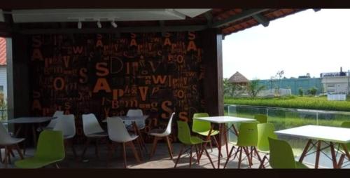 Crown Euro Inn Hotel and Resort in Baroipara