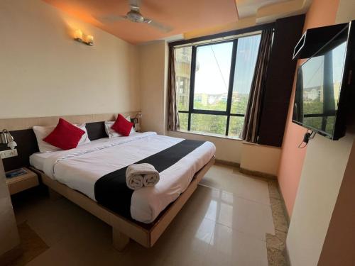 room detail thumbnail 0