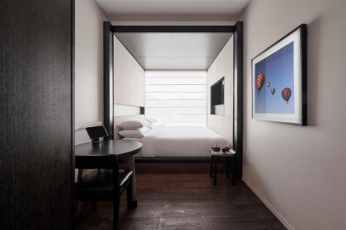 Little National Hotel Canberra