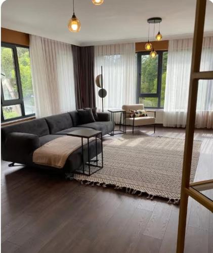 1005 Spacious 3 plus 1 central and close to consulates, Kavaklıdere