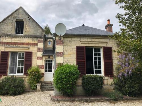 Petit manoir av court de tennis in Amayé-sur-Orne