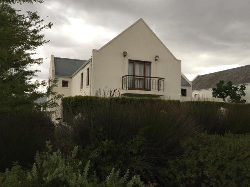 Four-Bedroom Villa image 10