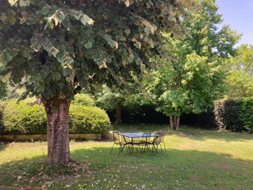 Cottage authentique et chaleureux entre Pau et Lourdes pour 7 personnes in Assat