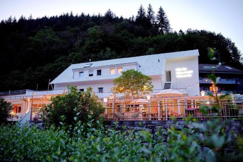 DAS SCHÖNE LEBEN Pop-Up Hotel in Hornberg, Deutschland