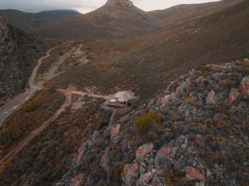 Elements Luxury Tent in 陶斯河