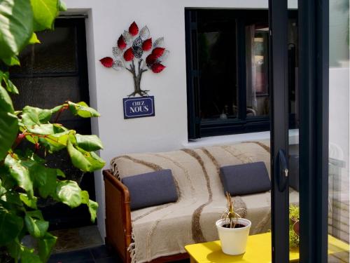 Faciliteiten, Charme & comfort, Terrace, 5 minutes by boat from Lorient in Locmiquélic