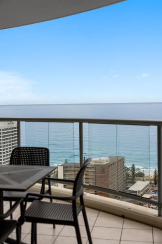Lvl 25 Ocean View 3 Bedroom Apartment image 2