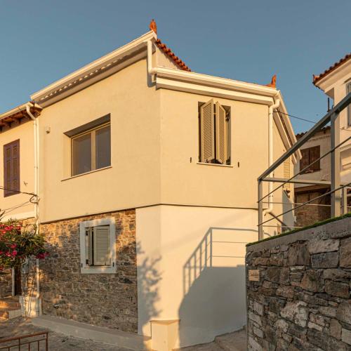 Constantine's Residence in Varella