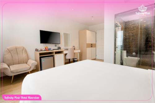 Deluxe Double Room image 3