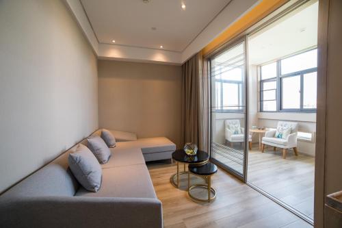 Superior Suite image 4