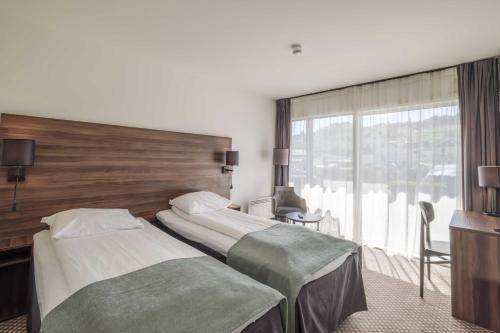 Hardangerfjord Hotel - image 3
