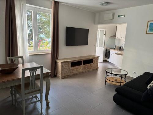 Deluxe Apartment image 6