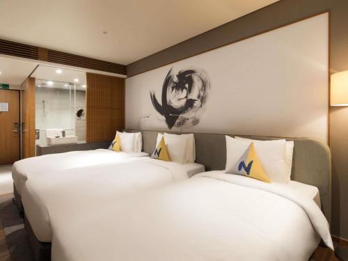 Superior Triple Room with Three Single Beds