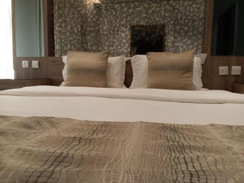 استديو شمال الرياض near King Khalid International Airport