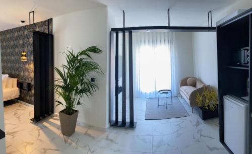 Square Suite image 8