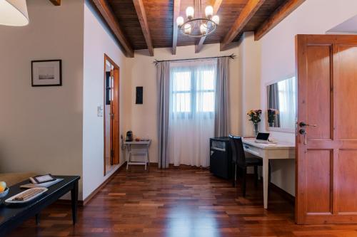 Gran Maestro Suite image 6