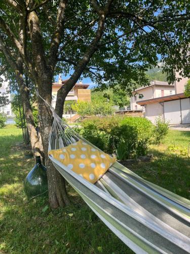 THE TULIP APARTMENT 2 rooms in Ronzo Chienis
