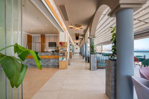 Lobby, Christina Beach Hotel in Kissamos