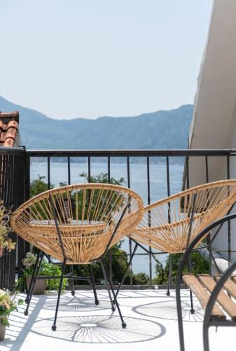 Sea side apartment in Orahovac