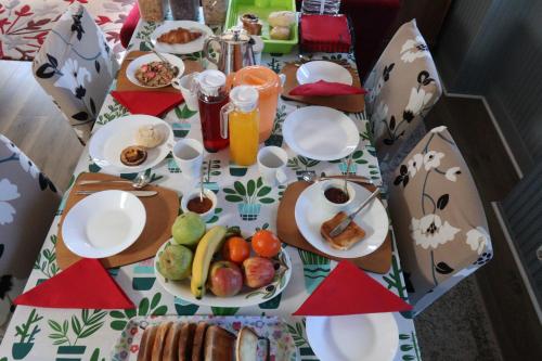 Luxury Bed and breakfast in Tabua Traditional Portuguese Farmhouse chambre d'hôte Devaqueira