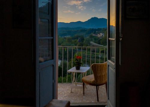 Балкон, BENVENUTI A CASA PAOLA , WELCOME IN GARFAGNANA! in Кастельнуово ді Garfagnana