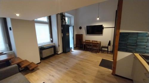 Hegedűs Apartman near the famous Szent István Boulevare - image 3