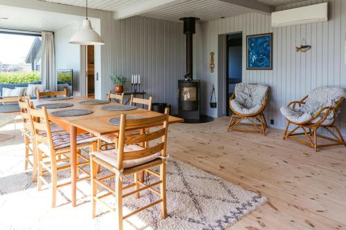 Vista exterior, Renovated Wooden Home Near Child-Friendly Beach in Haderslev