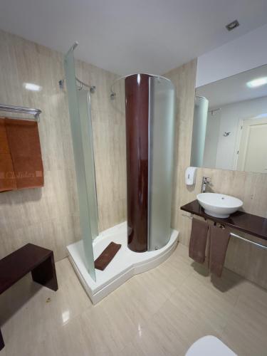 Holiday Club Sol Amadores - image 8