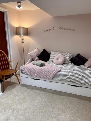 Southsea Hideaway - image 2
