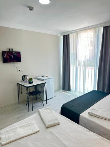 room detail thumbnail 0