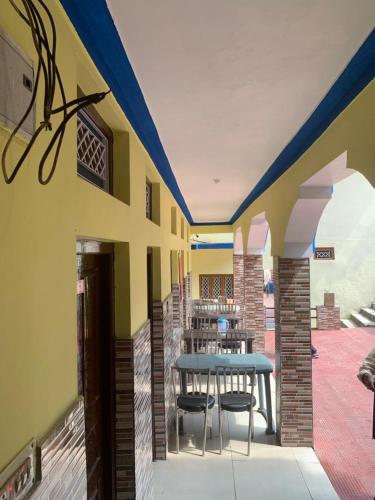 Удобства, Hotel Abhinandan  in Phata