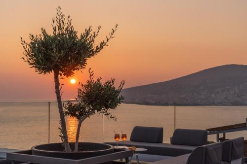 Glow Boutique Hotel & Suites