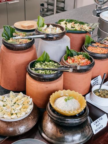 อาหารและเครื่องดื่ม, ONOMO ALLURE ABIDJAN BAOBAB near สนามบินปอร์ตบูเอต์