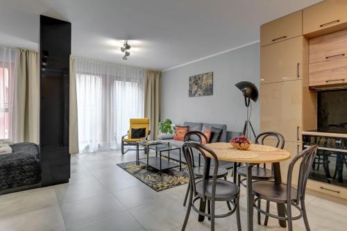 Waterlane Island - Riverview Pool, SPA & Gym by Downtown Apartments 3
