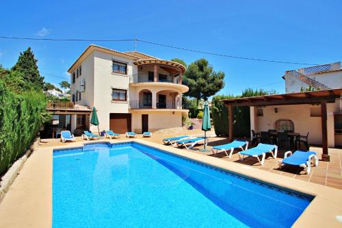 Emilia - holiday home with ocean view and private pool in Benissa