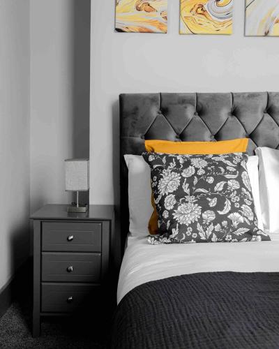 Artistic and Charming 3BR 2Bath House Marylebone - image 8