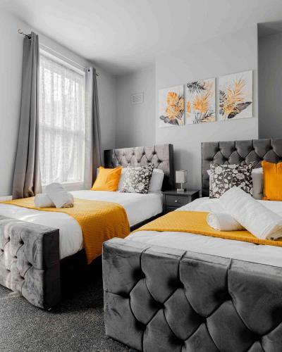 Artistic and Charming 3BR 2Bath House Marylebone - main image