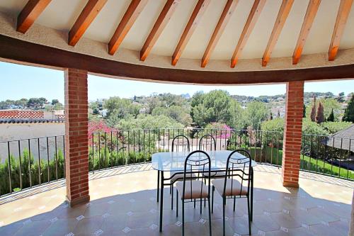 Emilia - holiday home with ocean view and private pool in Benissa - image 2
